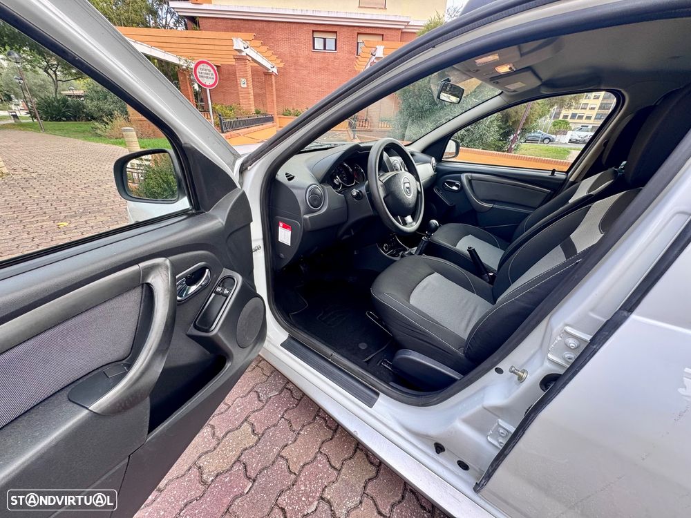 Dacia Duster 1.5 dCi Prestige 4WD - 16