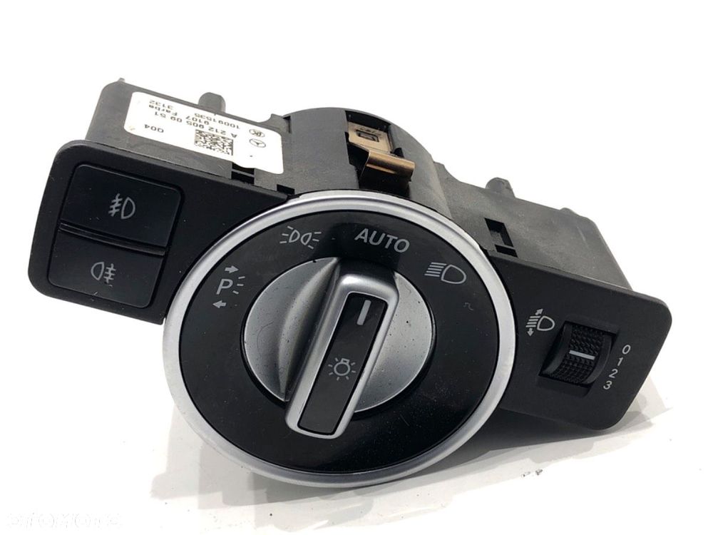 WŁĄCZNIK ŚWIATEŁ  MERCEDES-BENZ KLASA A (W176) 2012 - 2018 A 180 (176.042) 90 kW [122 KM] - 1