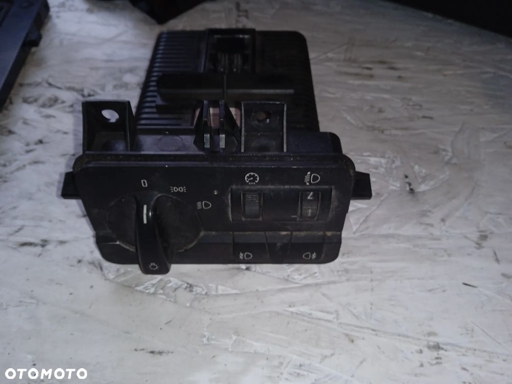 BMW E46 PRZEŁĄCZNIK ŚWIATEŁ 838322 - 1
