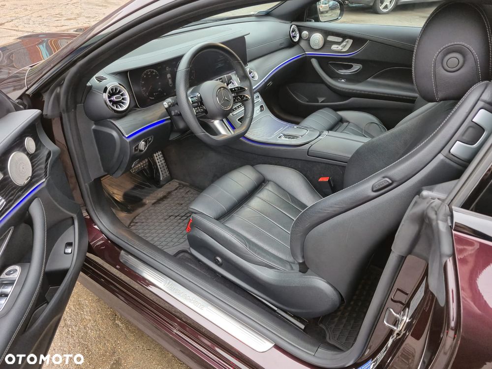 Mercedes-Benz Klasa E 300 Avantgarde - 16