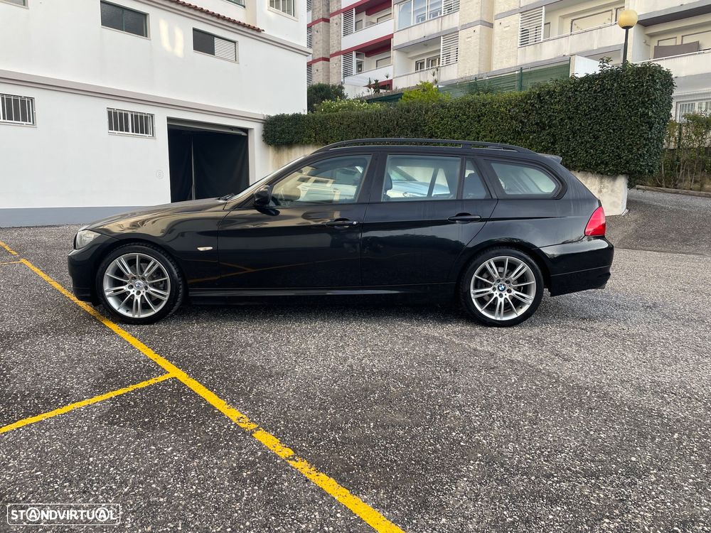 BMW 320 d Touring Navigation Sport - 13