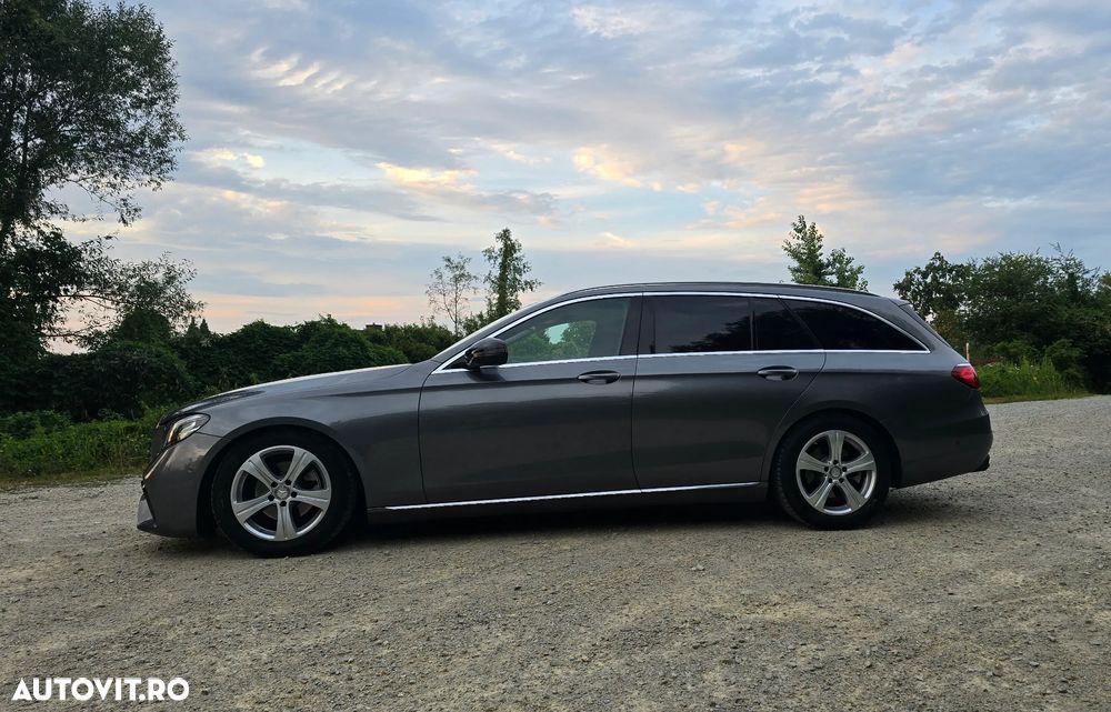 Mercedes-Benz E 220 d 9G-TRONIC AMG Line - 8