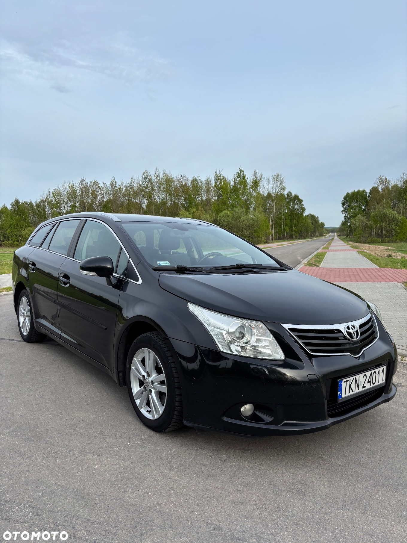 Toyota Avensis 2.0 D-4D 2010 - 11