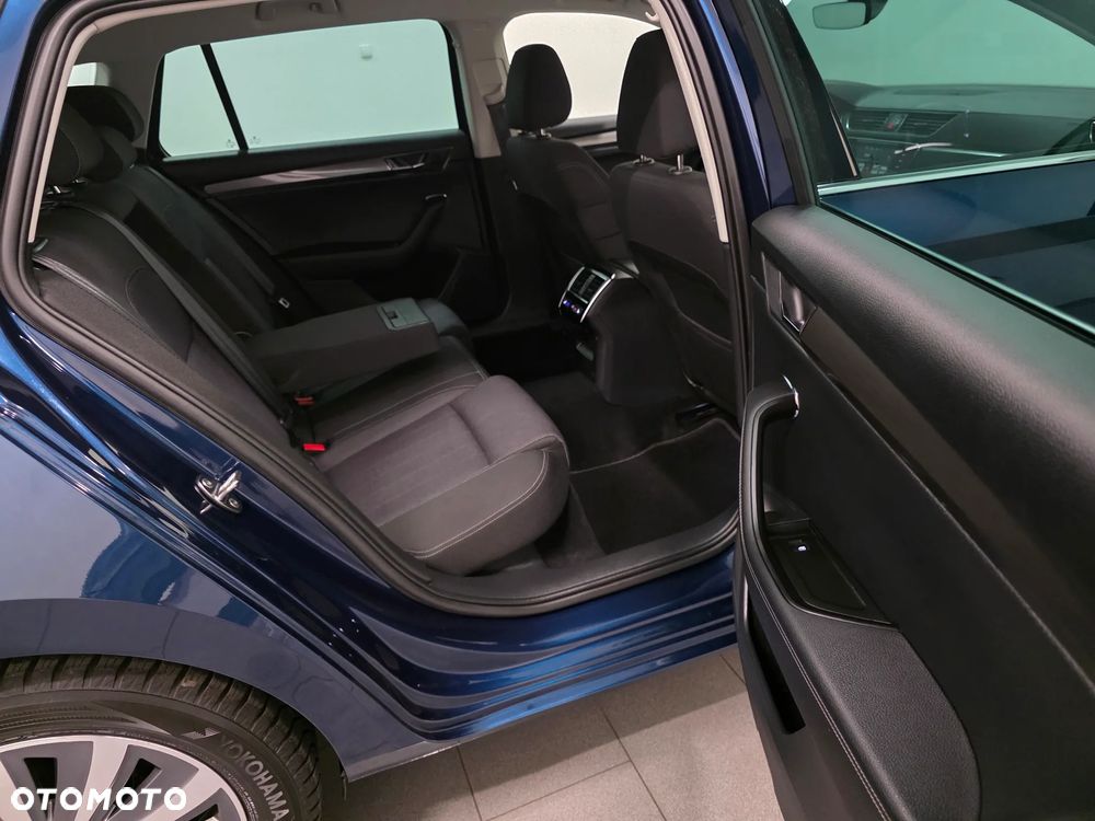 Skoda Superb 2.0 TSI Style DSG - 31