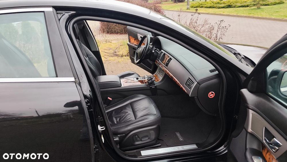 Jaguar XF 2.7 V6 Premium Luxury - 37
