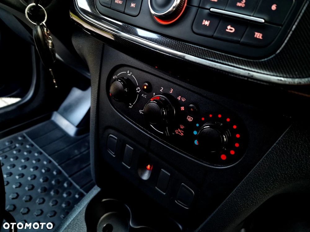 Dacia Sandero 1.0 SCe Ambiance - 13