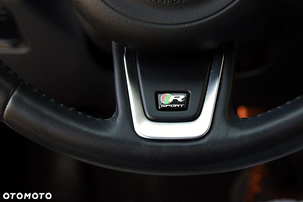 Jaguar F-Pace 2.0 i4P AWD R-Sport - 38