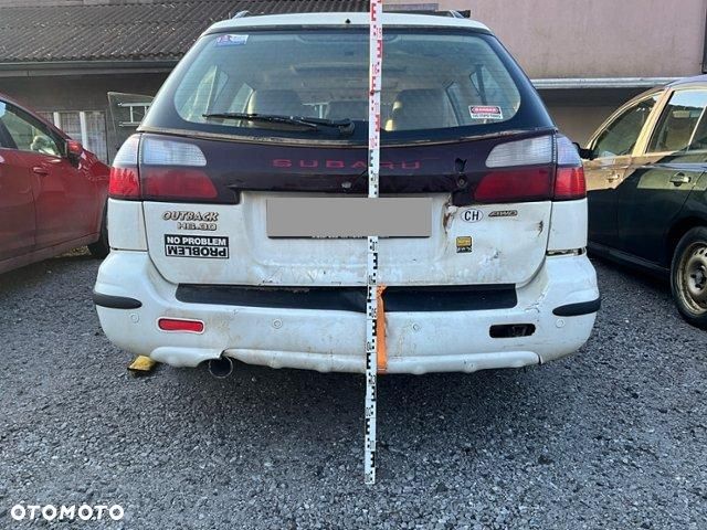 Subaru Outback 3.0 H6 - 11