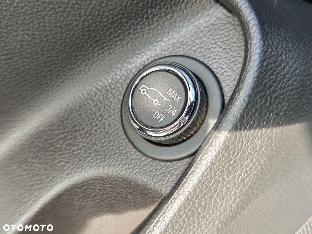Opel Insignia 2.0 CDTI Cosmo - 26