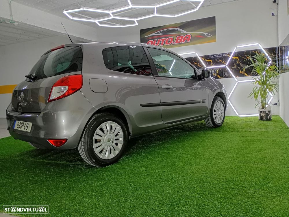 Renault Clio 1.2 16V Dynamique - 35