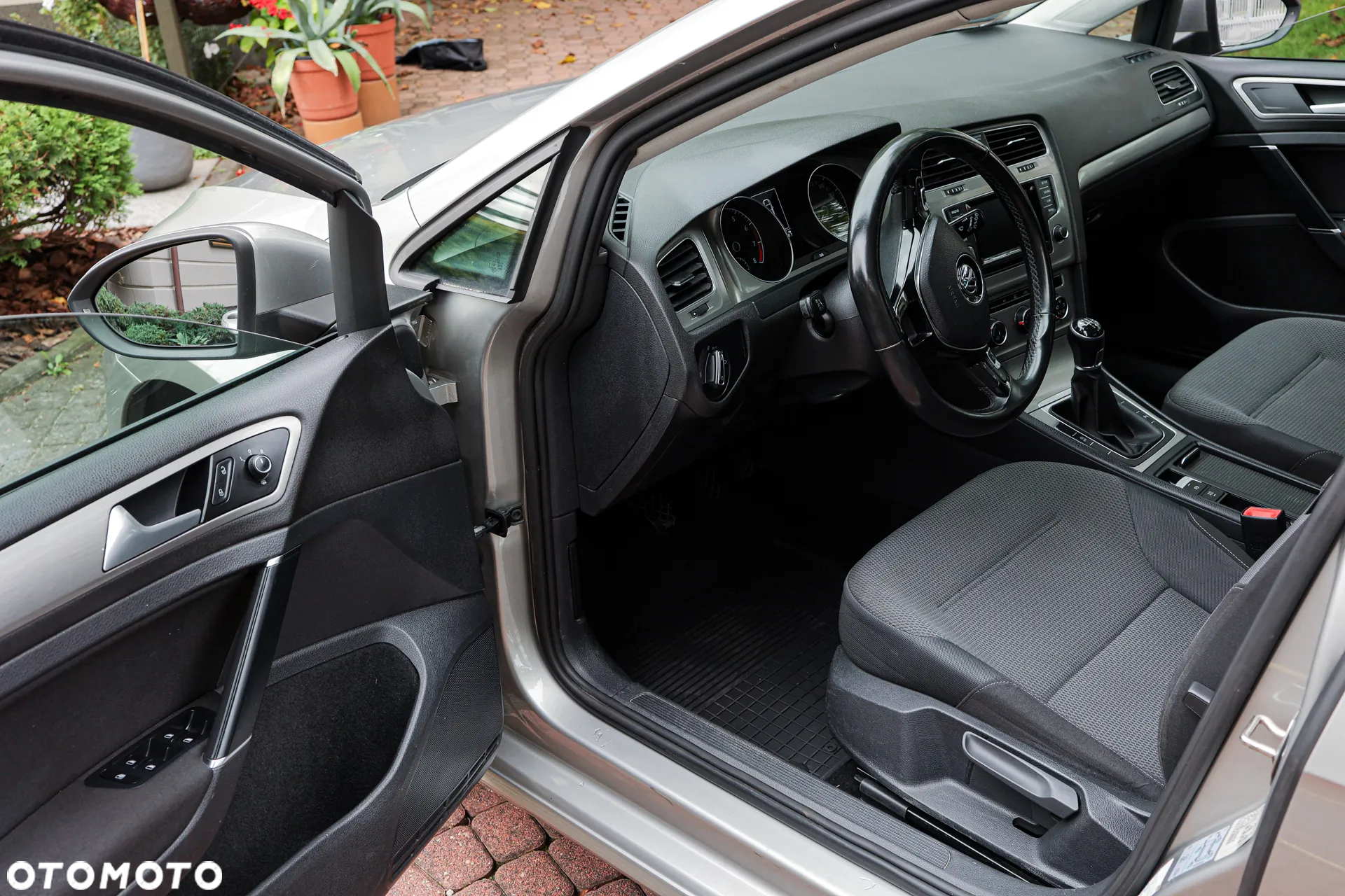Volkswagen Golf VII 1.4 TSI BMT Comfortline - 16