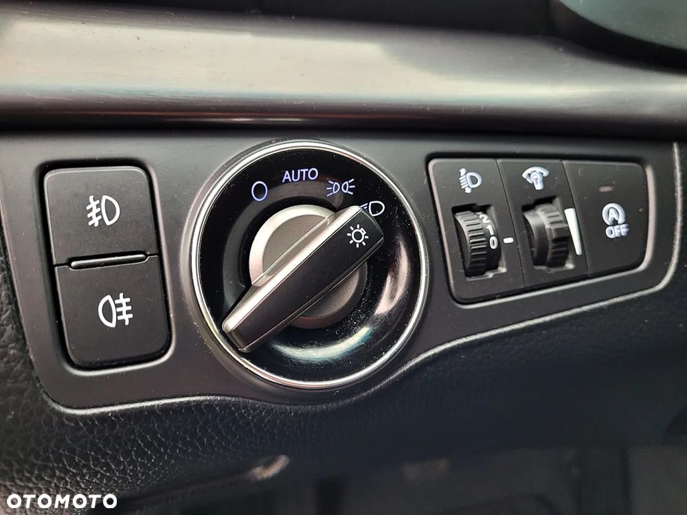 Hyundai i40 Kombi blue 1.7 CRDi Premium - 26