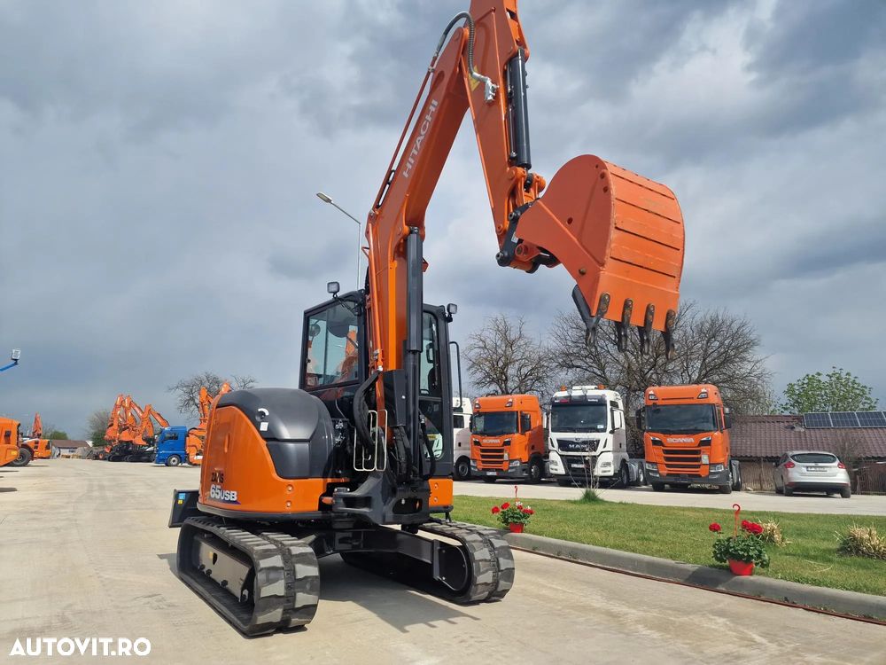 Hitachi ZX65, 6,5tone, 2025, NOU, 66.900 EUR+Tva, PROMOTIE CUPLA RAPIDA+3 CUPE NOI, Aer cond, Inst picon, Ad sapare 4,5m, latime 2m, inaltime 2,55m, posibilitate leasing 5 ani, SUPER PRET 66.900 EUR+Tva - 1