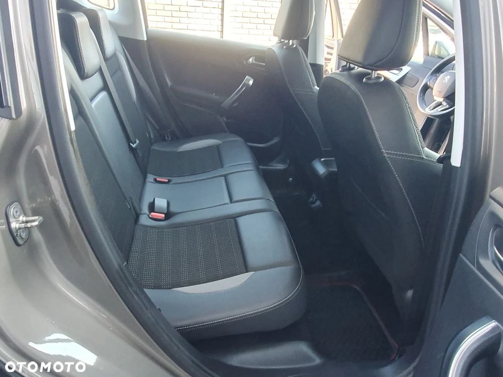 Peugeot 2008 - 29