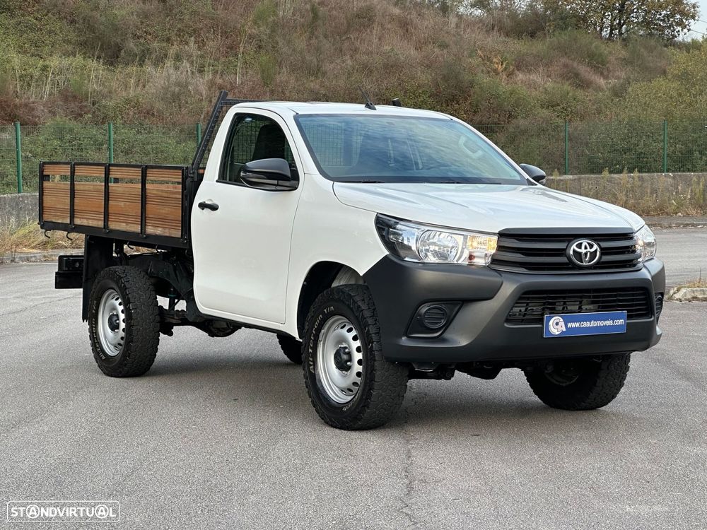 Toyota Hilux 2.4 D-4D 4WD CE CM - 20