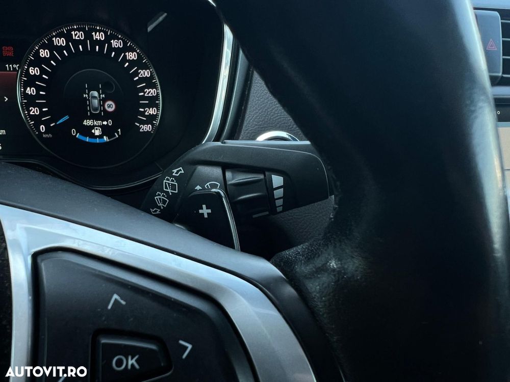 Ford Mondeo - 24