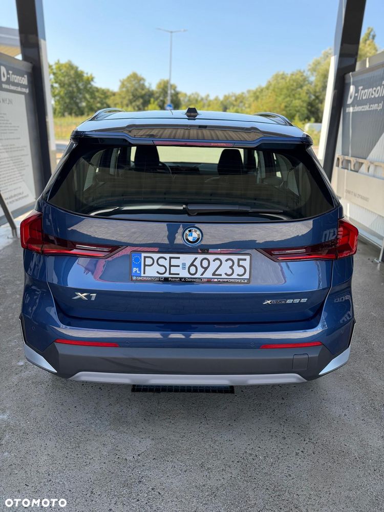 BMW X1 - 12