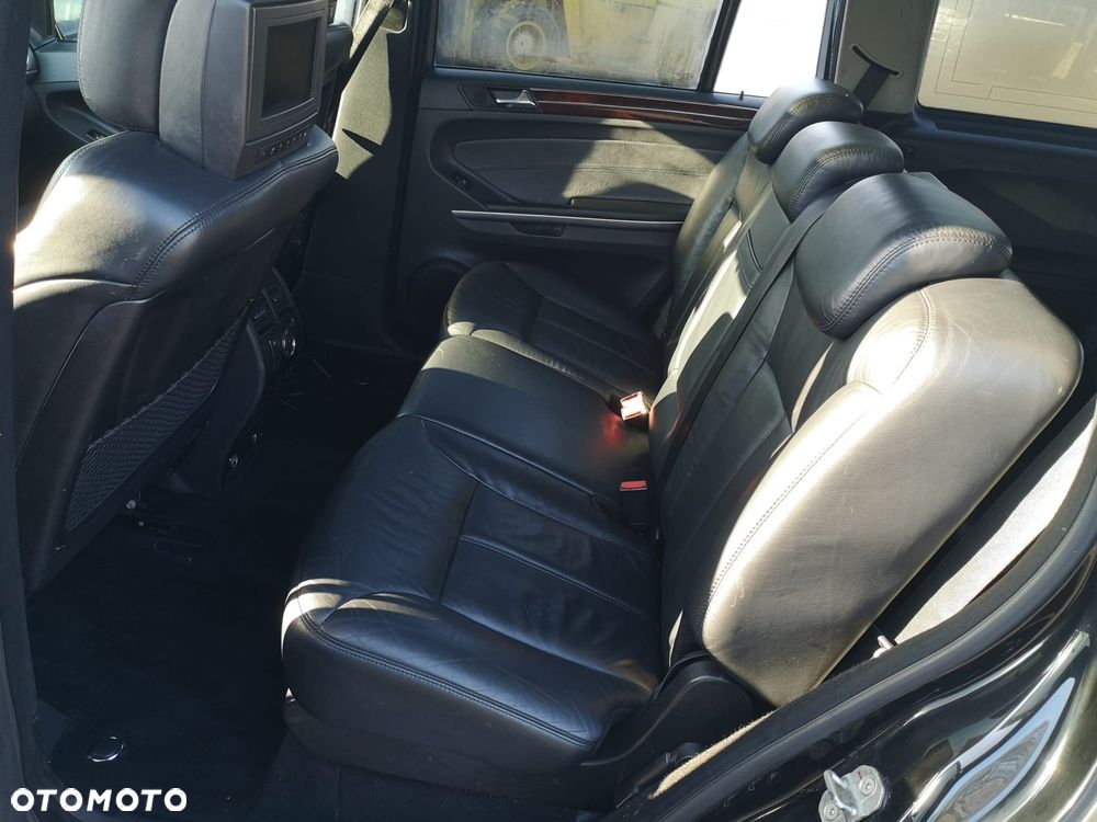 Mercedes-Benz GL 320 CDI 4Matic 7G-TRONIC - 32