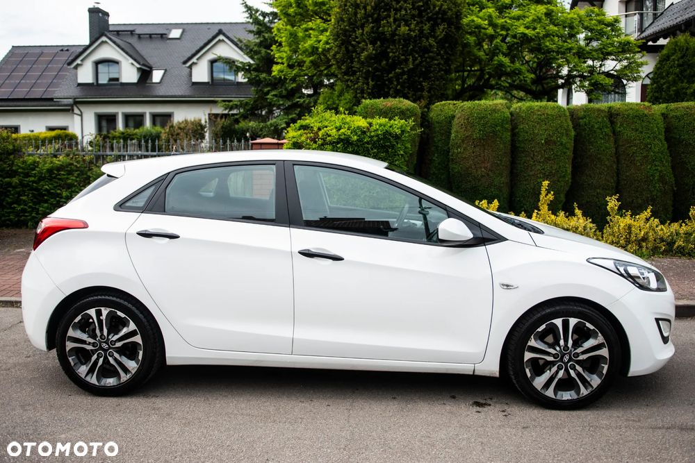 Hyundai i30 1.4 Trend - 4