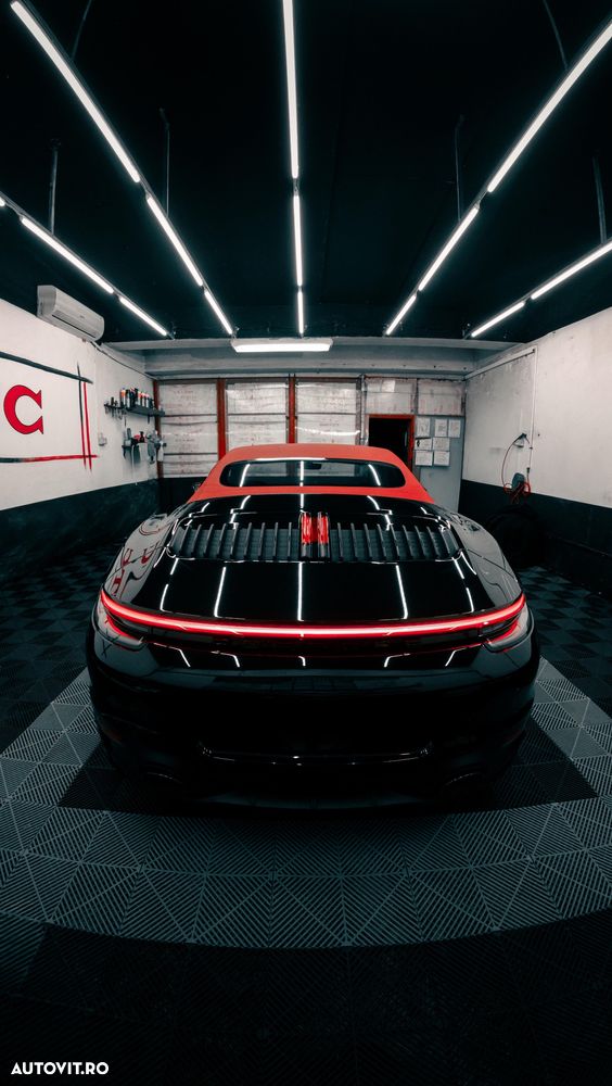 Porsche 911 GTS PDK - 4