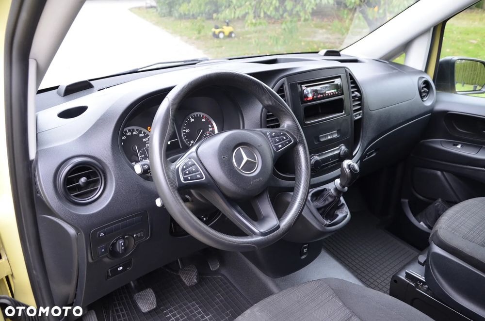 Mercedes-Benz Vito - 17