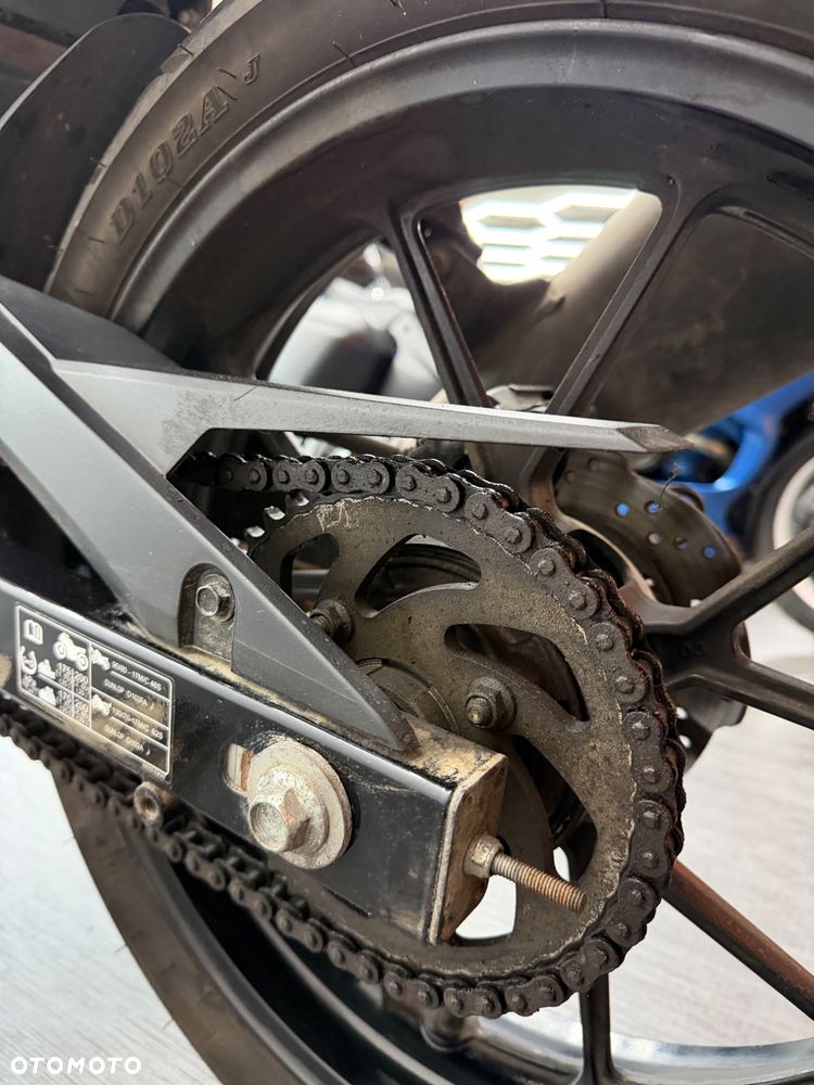 Suzuki GSX - 18