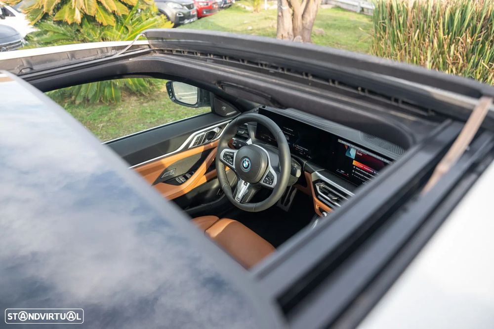 BMW i4 eDrive40 Pack Desportivo M - 29