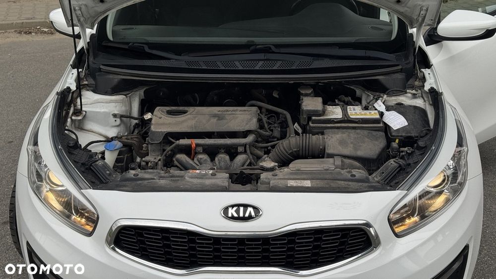 Kia Ceed 1.4 CVVT Attract - 29