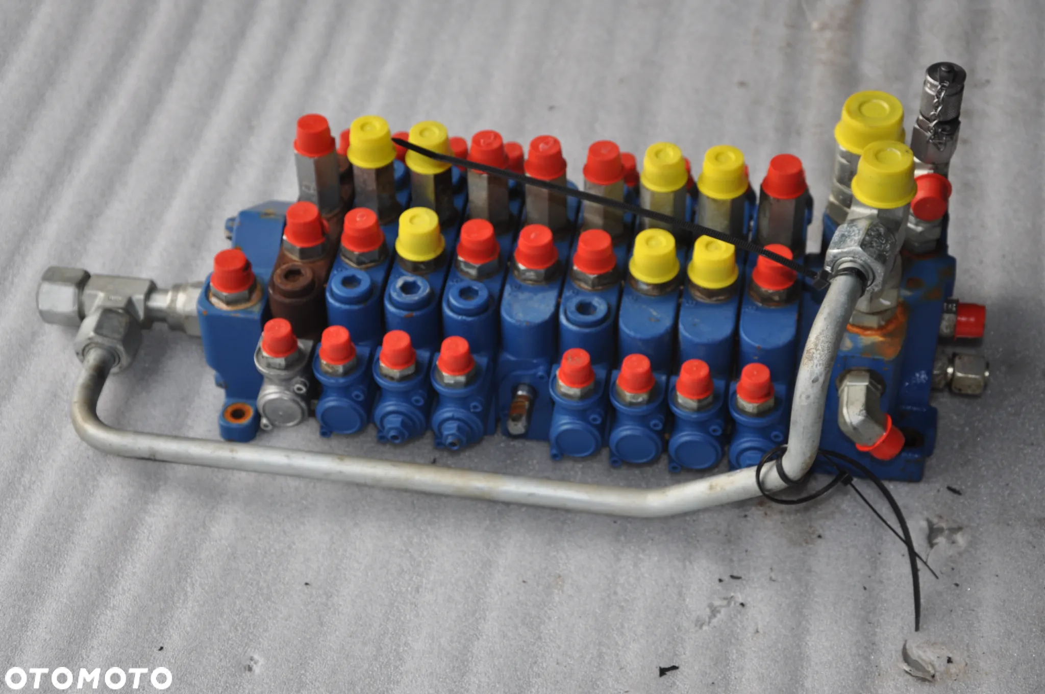 Rozdzielacz Hydrauliczny  R908405520C volvo yanmar - 2
