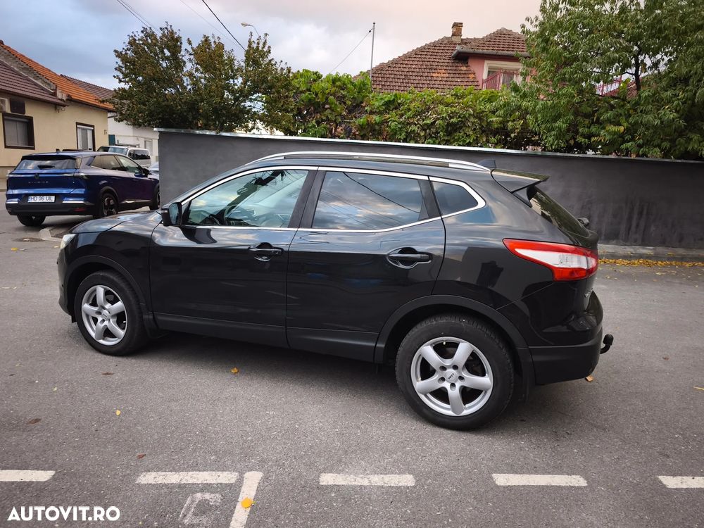 Nissan Qashqai 1.6 DCI Xtronic TEKNA+ - 5