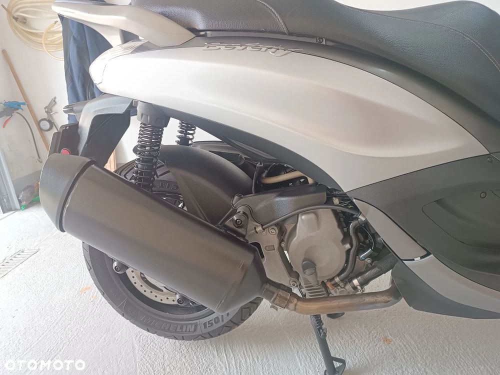 Piaggio Beverly - 23