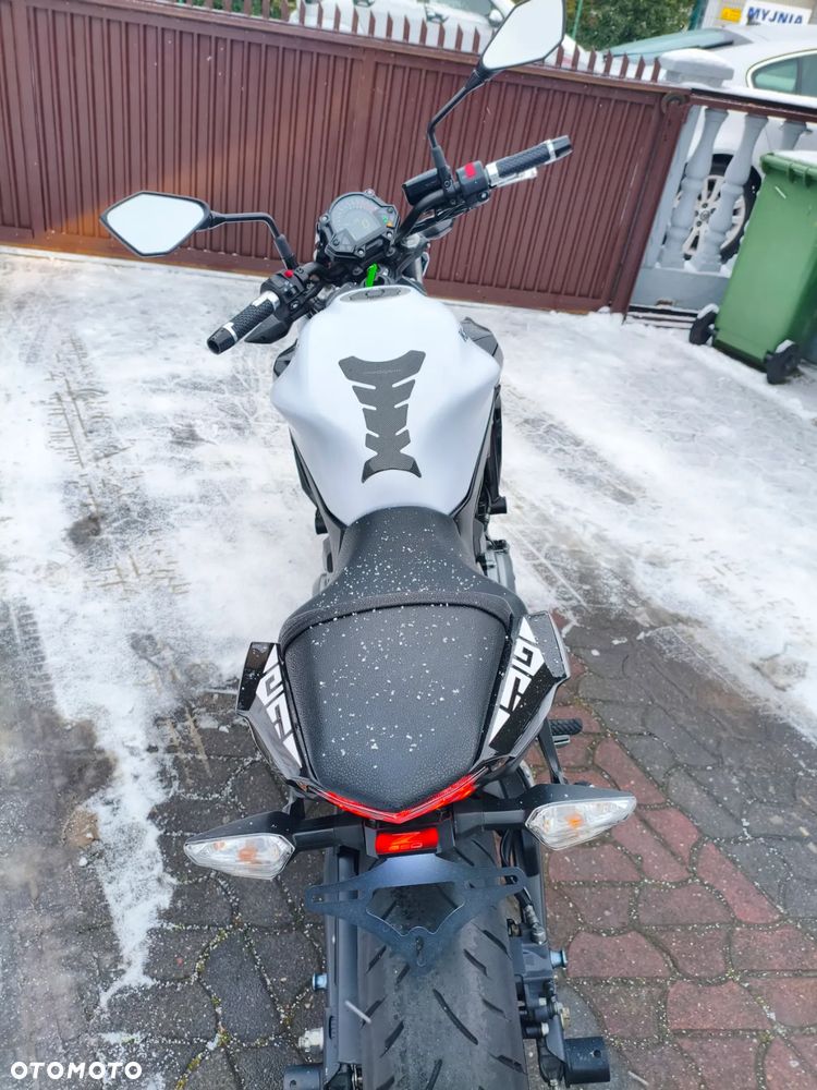 Kawasaki Z 650 - 18