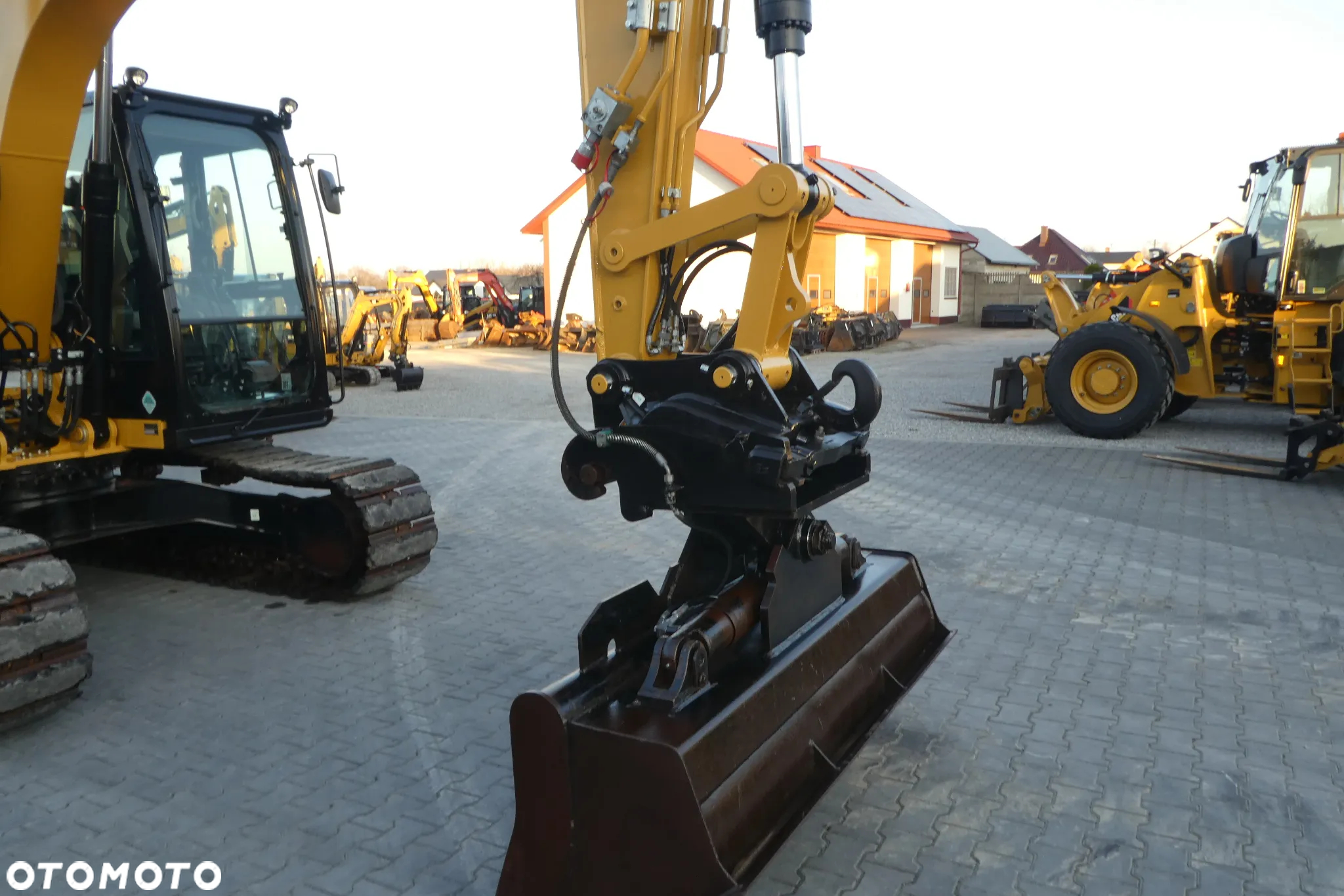 Caterpillar 313FL Z NIEMIEC Z PŁUGIEM - 8