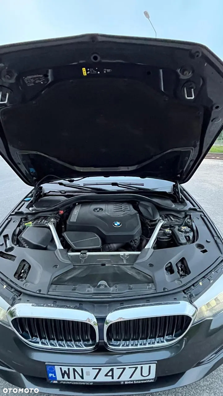 BMW Seria 5 530i xDrive Luxury Line sport - 16