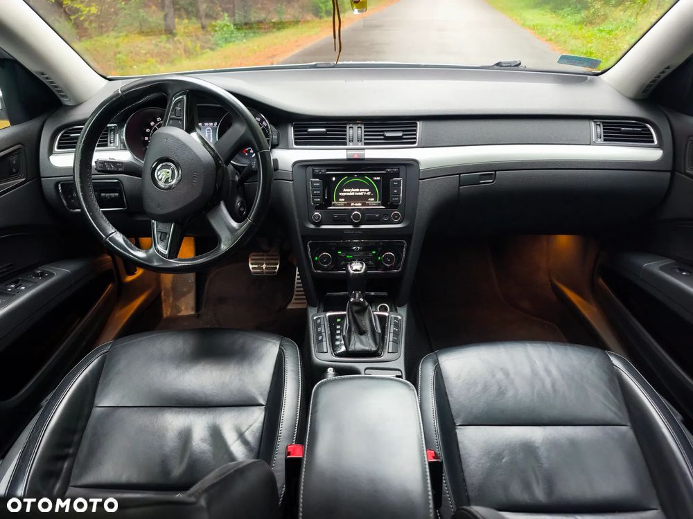 Skoda Superb 2.0 TDI Platinum Outdoor DSG - 18