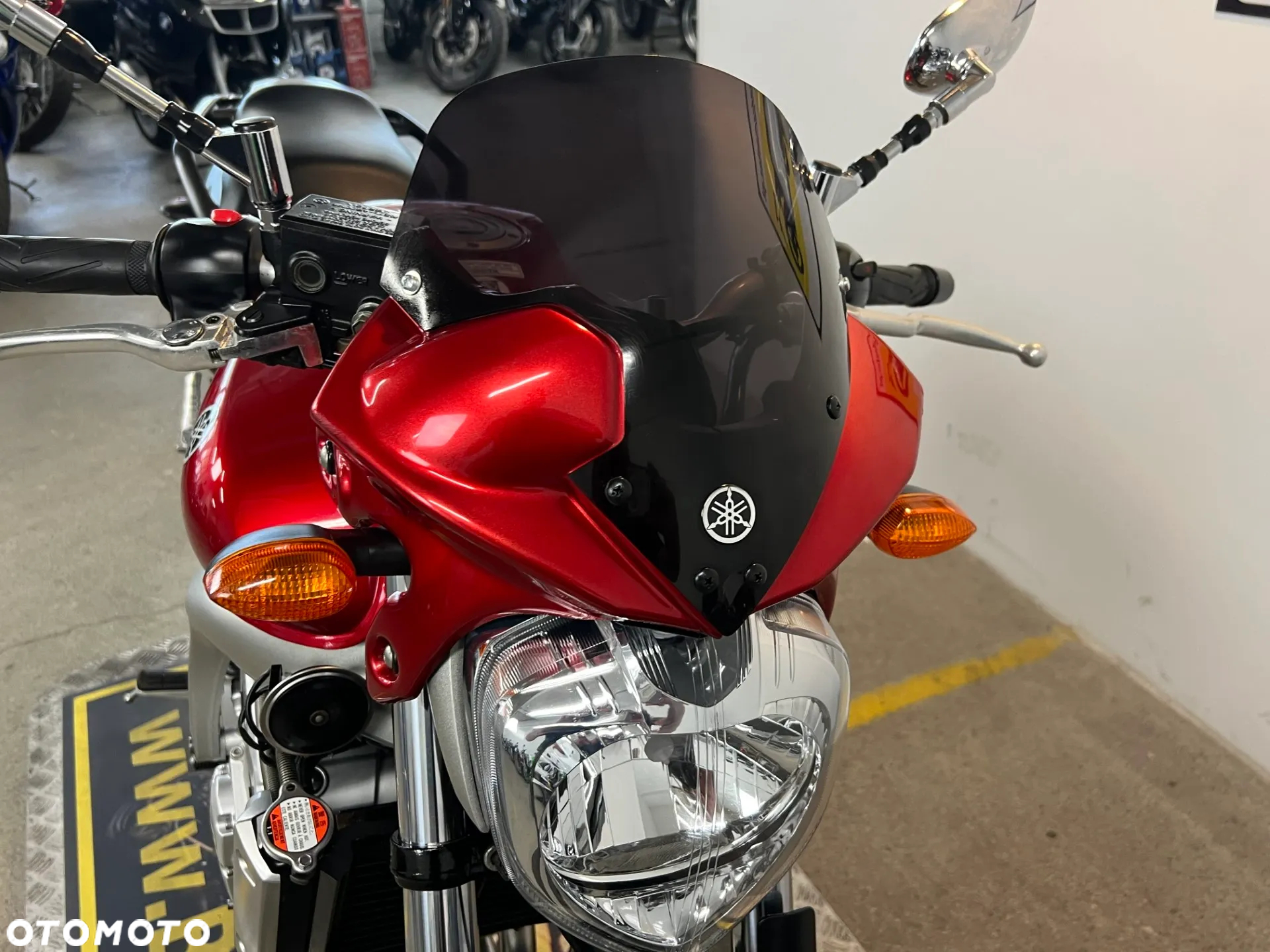 Yamaha FZ - 9