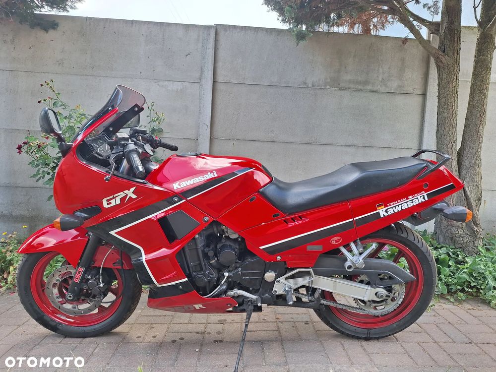 Kawasaki GPX - 6