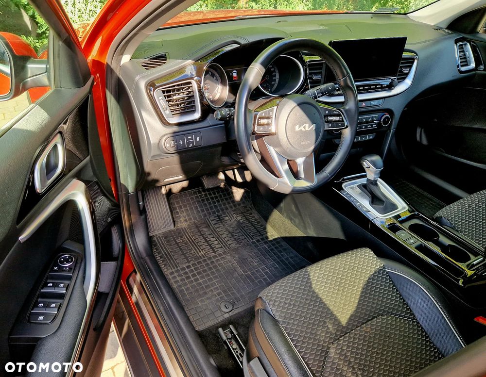 Kia XCeed 1.6 T-GDI L Business Line DCT - 20