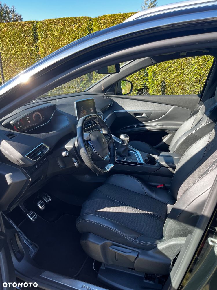 Peugeot 5008 - 11