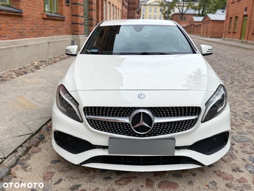 Mercedes-Benz Klasa A 180 7G-DCT AMG Line - 4