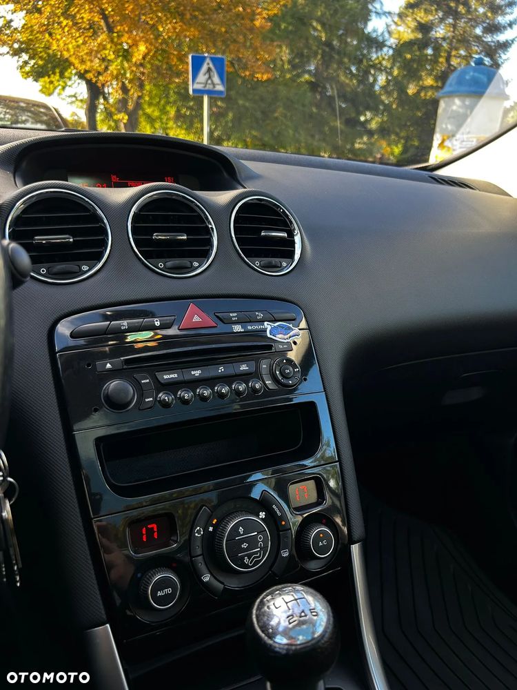 Peugeot 308 1.6 Premium - 8