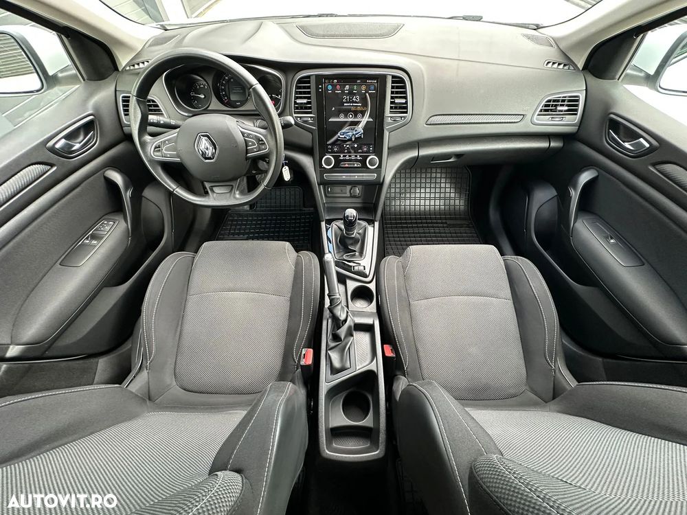 Renault Megane Blue dCi 116 Life - 3