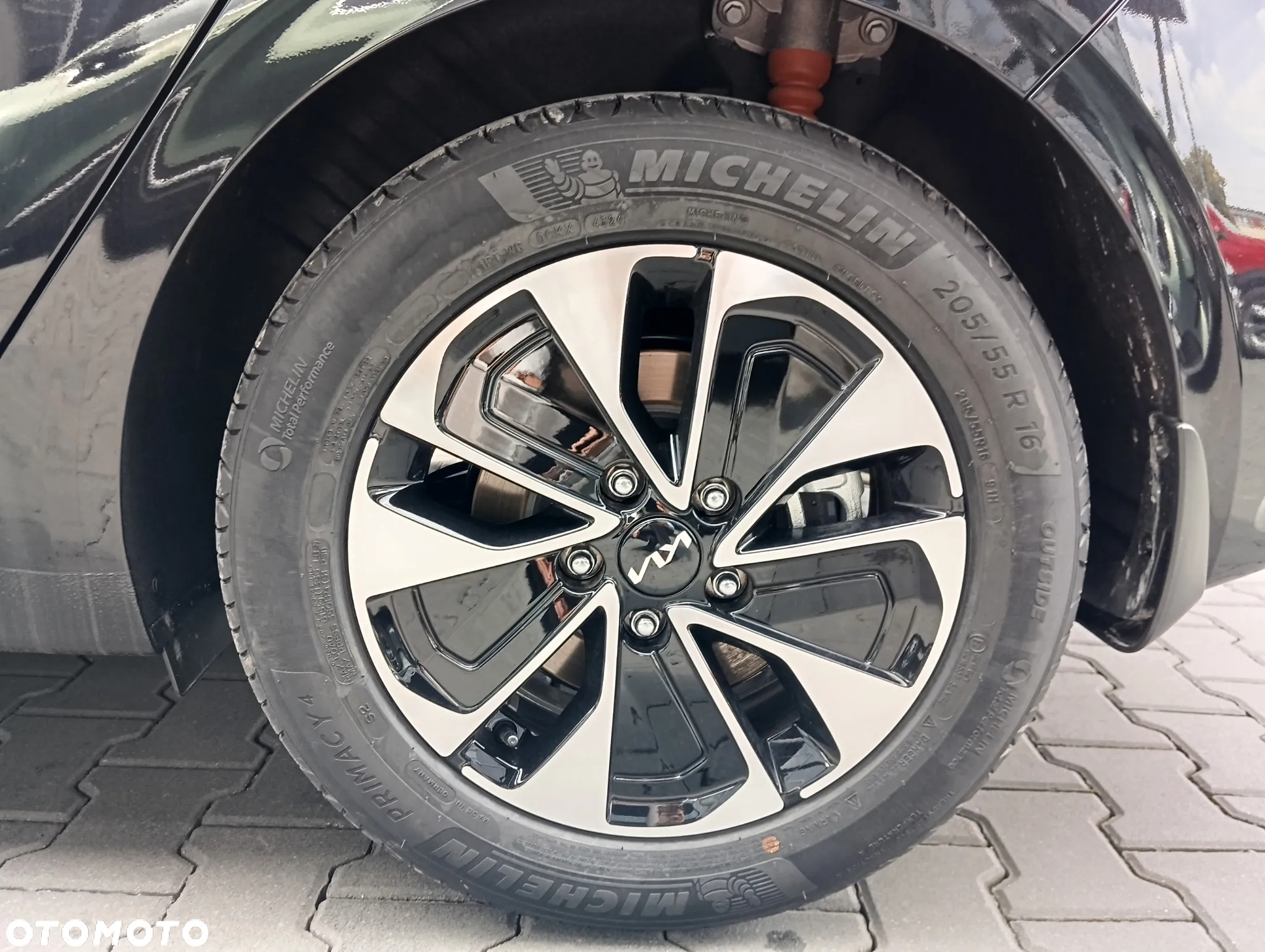 Kia Ceed - 8