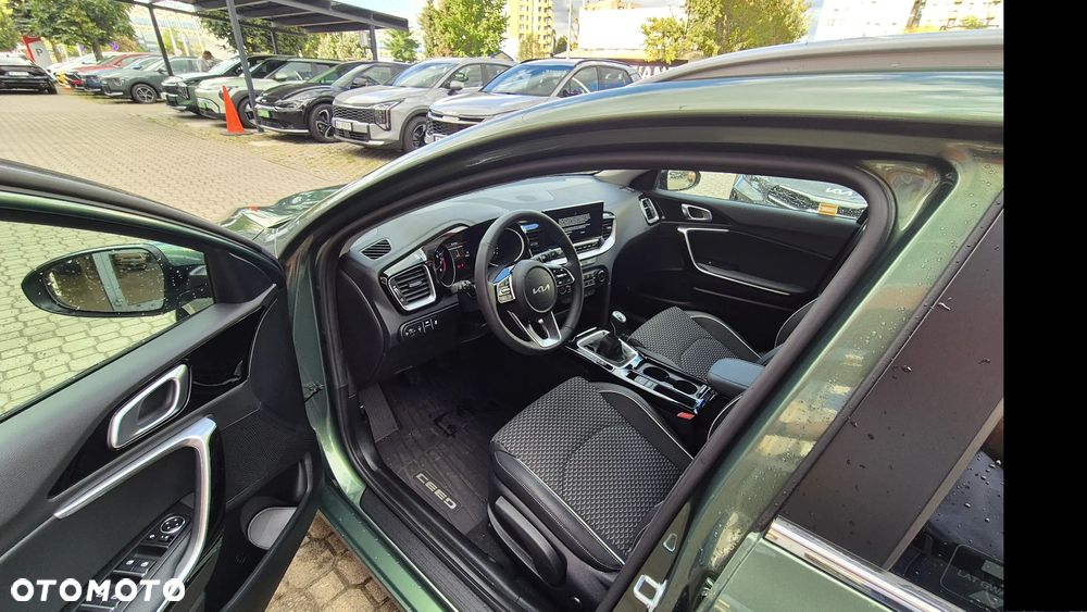 Kia Ceed 1.5 T-GDI Tribute - 14