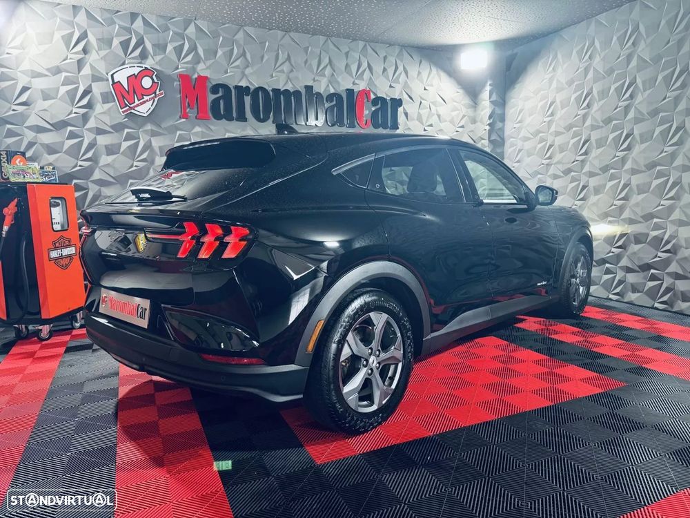 Ford Mustang Mach-E Standard - 5