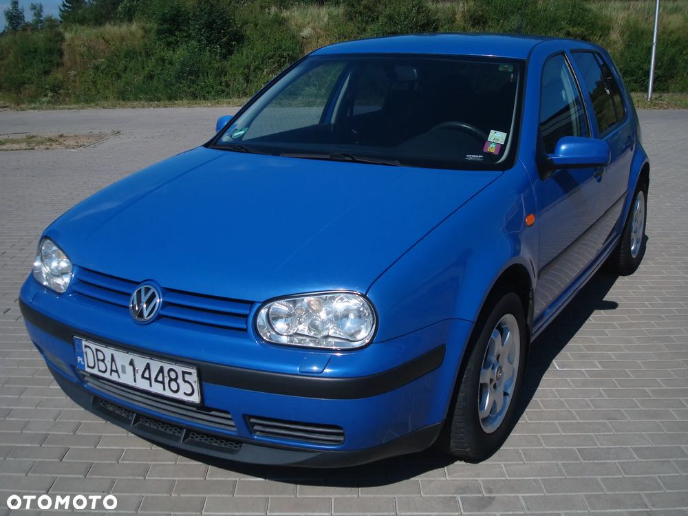 Volkswagen Golf 1.6 Tour Edition - 17