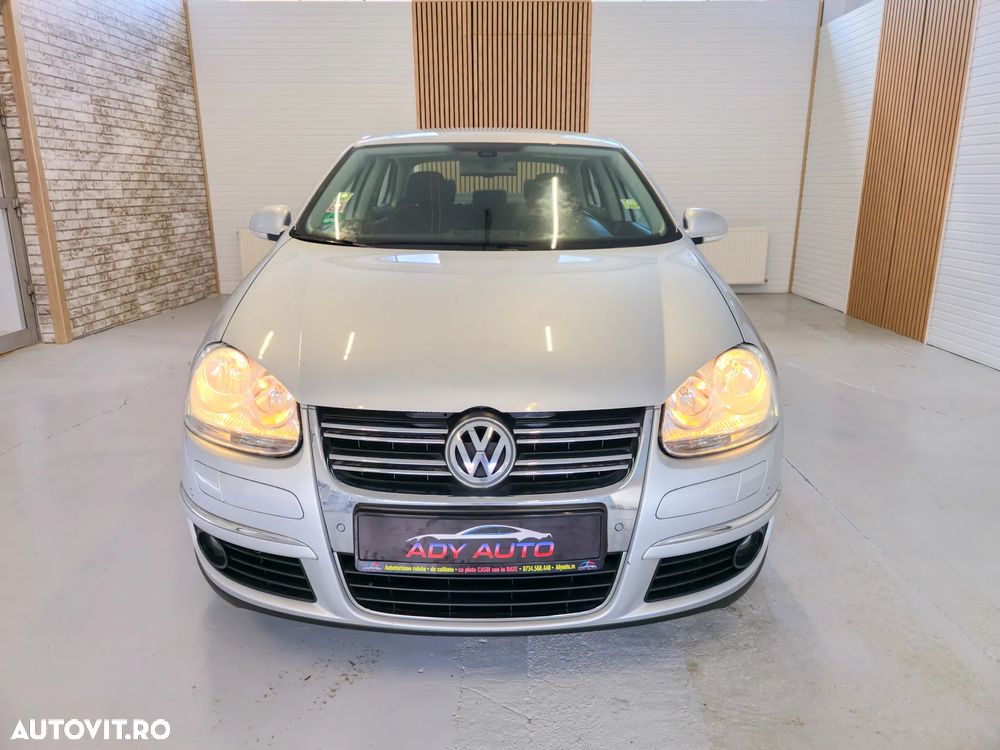 Volkswagen Jetta 1.4 TSI Freestyle - 17