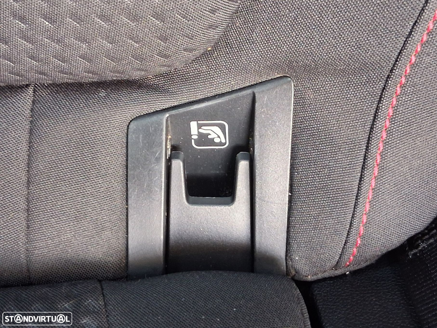 Ford Focus SW 1.0 EcoBoost ST-Line - 47