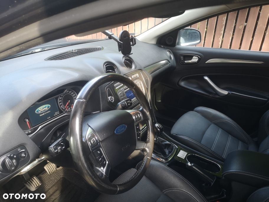 Ford Mondeo 2.0 TDCi Titanium S - 13