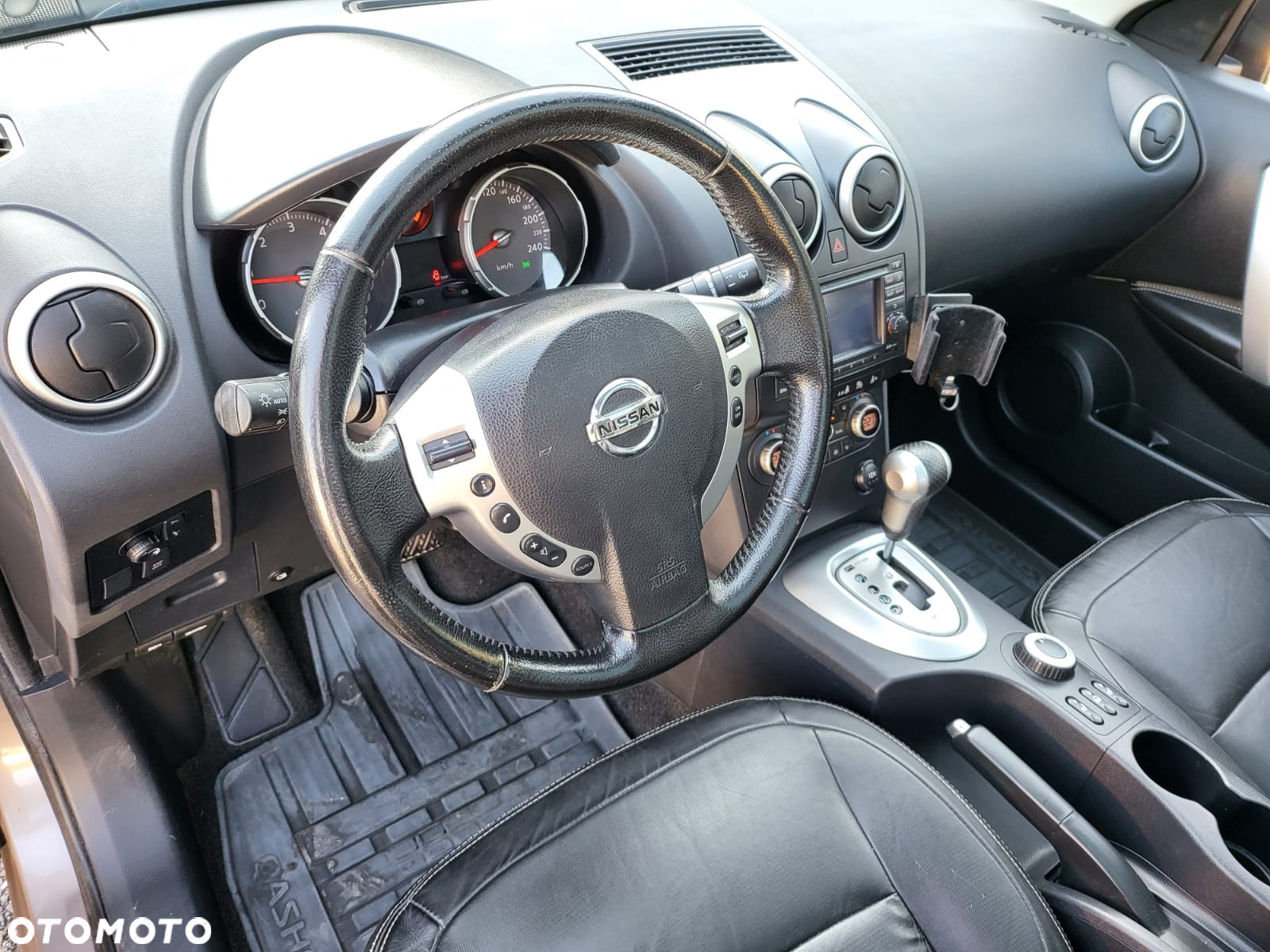 Nissan Qashqai+2 2.0 dCi 4x4 Tekna Premium - 21